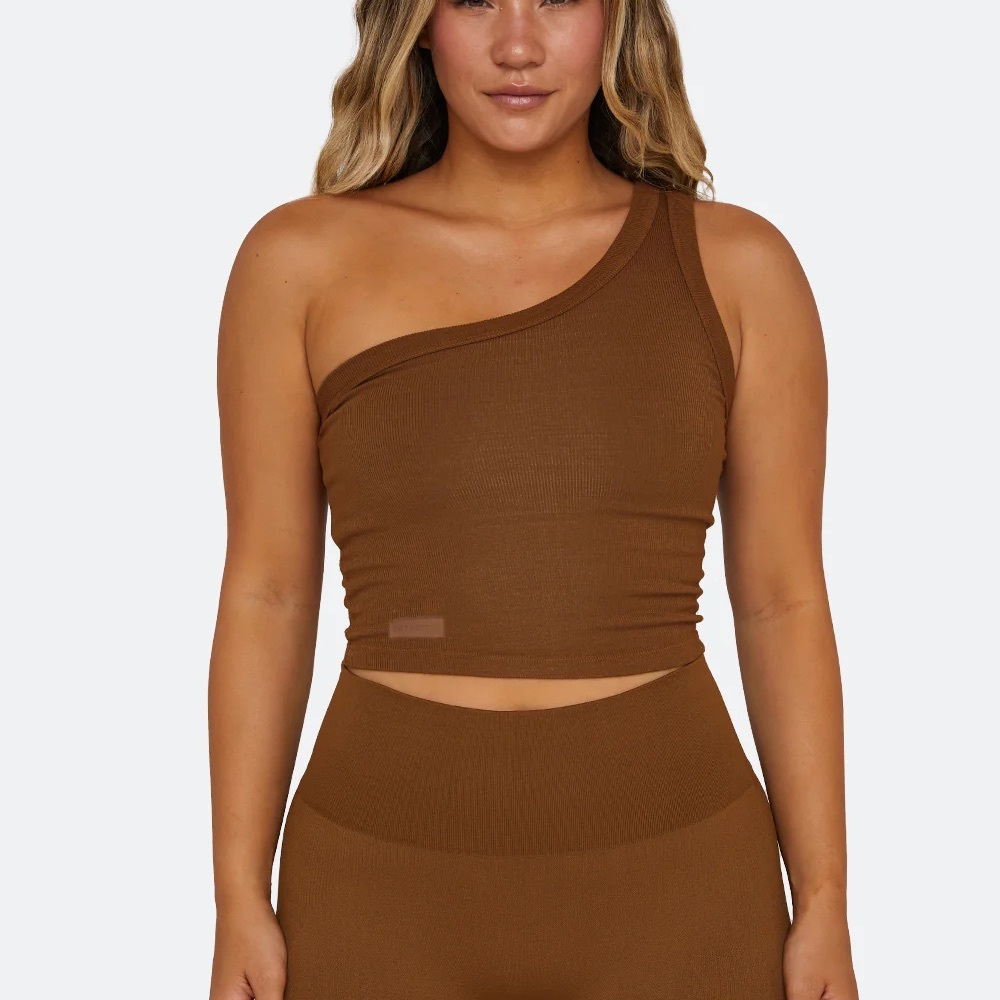 SET ACTIVE Weekend Tank